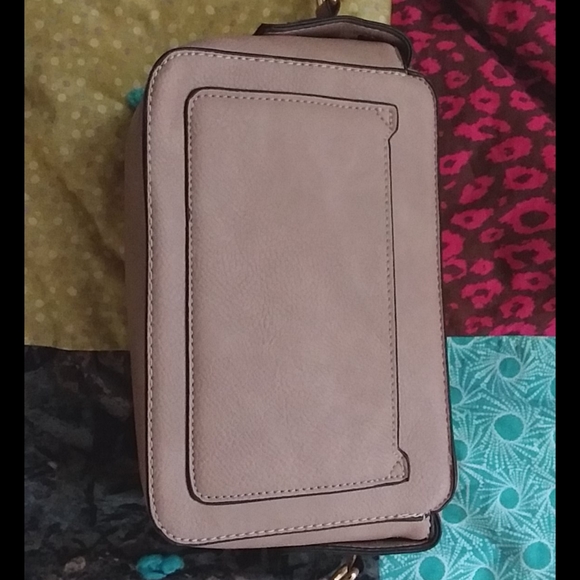 Purse - Picture 2 of 5